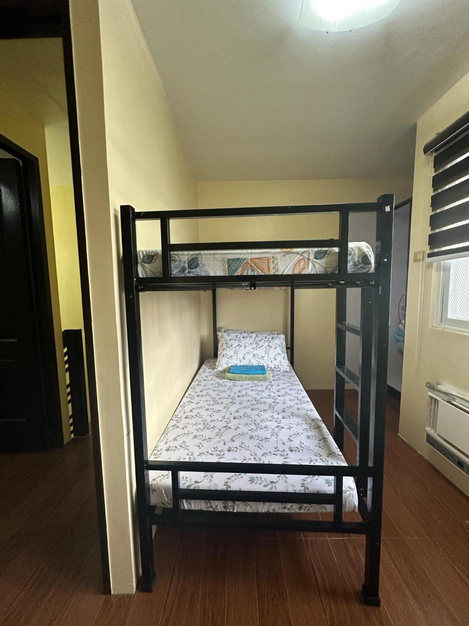 Tagaytay Hampton Villa タガイタイ エクステリア 写真