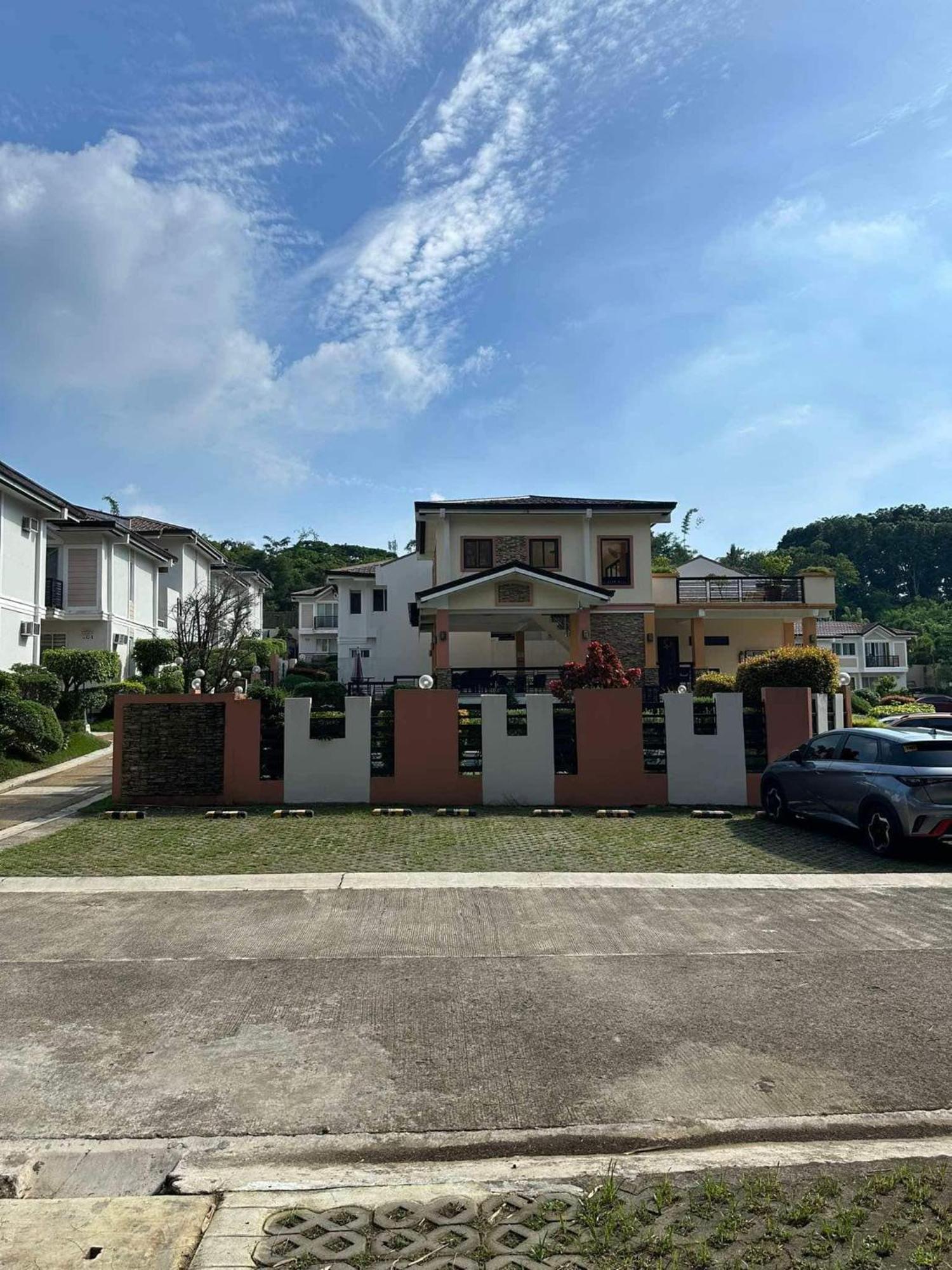 Tagaytay Hampton Villa タガイタイ エクステリア 写真