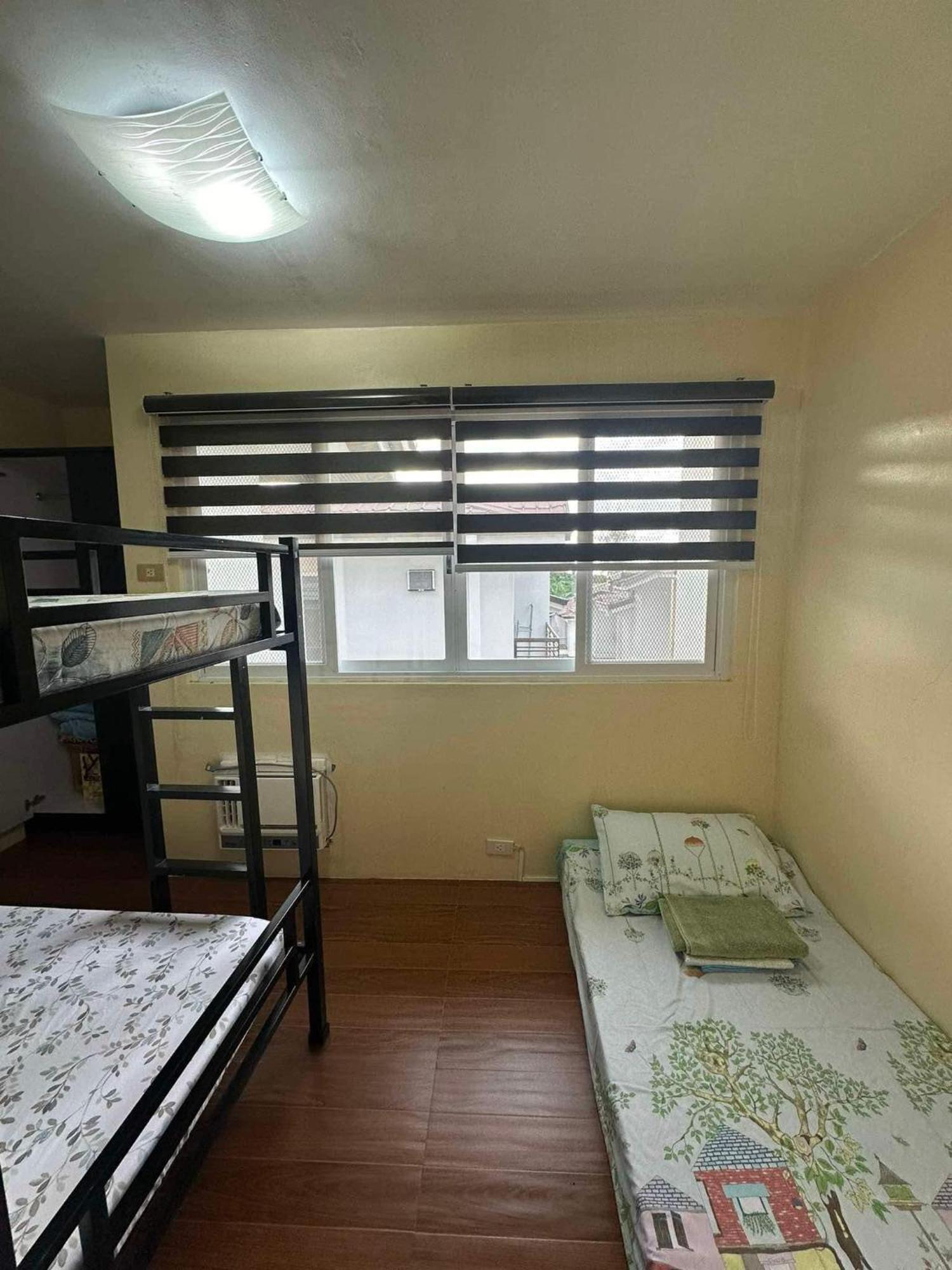 Tagaytay Hampton Villa タガイタイ エクステリア 写真